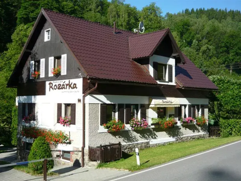 Chata Rozárka, Dolní Dvůr Dolní Dvůr